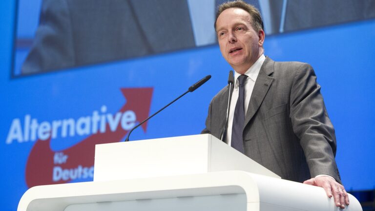 Coronamaßnahmen-Kritiker Stefan Homburg erhält harte Strafe für friedliche Meinungsäußerung