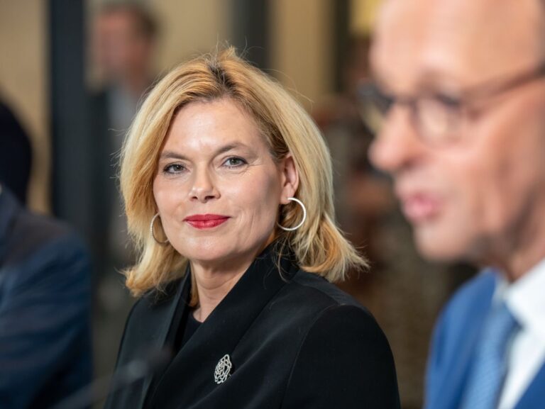 Julia Klöckner: Verrat an der Demokratie durch willkürliche Zensur