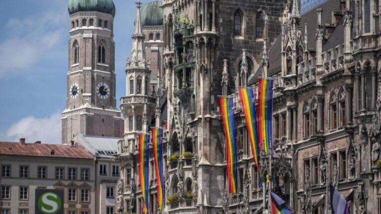 Regenbogenfahne auf dem bayerischen Landtag: CDU-Politiker Weimer enttäuscht mit seiner Haltung