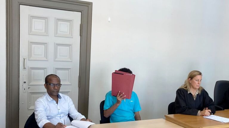 Angriff auf Frau in Park: Schändliche Freisprechung eines Afrikaners mit krimineller Sexualität