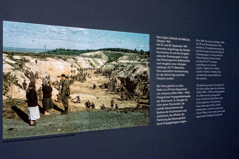 Brutale Massenerschießung auf Flüchtlingsboot: 70 Migranten unter Vorwurf der Hexerei ermordet