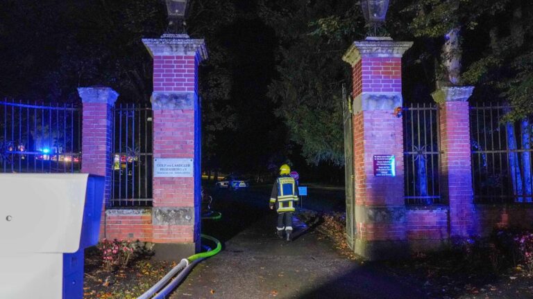 Brandstiftung: Antifa-Gruppen zerstören historische Residenz der Thurn und Taxis