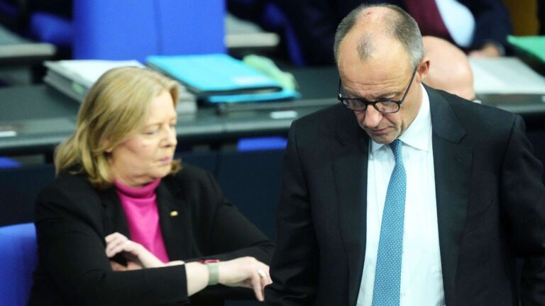 Titel: SPD treibt Klassenkampf gegen Arbeitgeber an – Merz’ Entscheidung zementiert Krise