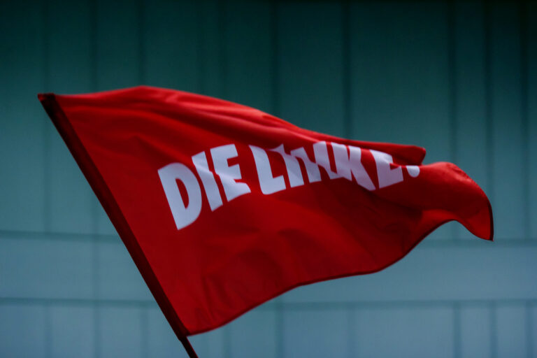 Der Staat im Fokus: Zwischen Linken und Rechten