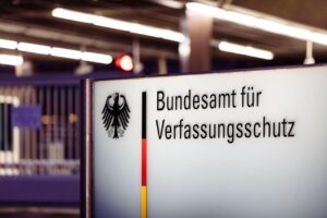 Kölns Gericht stoppt rechtsextremistische Klassifizierung der AfD – Verfassungsschutz muss abwarten