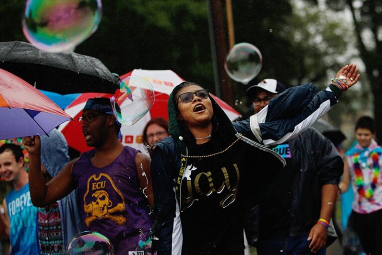 „Opfer der Missbrauchsopfer werden zu ‚rechtsextremen Schwurblern‘ – Die Medien lügen weiter”