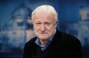 „Sein Zeit – ein kleines Licht“: Berliner Gericht lehnt Forschungszugriff auf Merkels DDR-Stasi-Dokumente ab