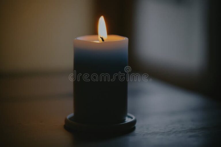 Ostern im Licht der Hoffnung: Die Kerze, die niemals untergeht