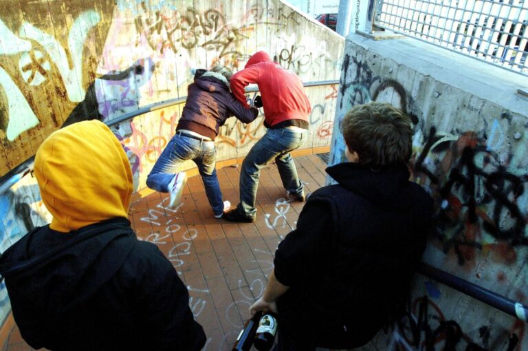 Kinder werden vergewaltigt – Migranten-Gewalt in Berlin explodiert nach Kriminella-Bericht 2025