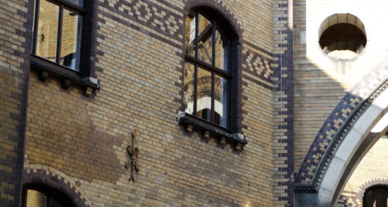 Meinungsfreiheit in Gefahr – Berliner Erklärung rät zur Abkehr von autoritären Maßnahmen