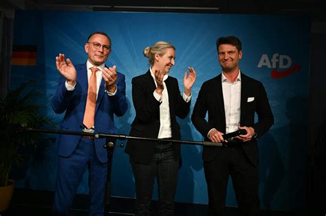 Gebete statt Wirklichkeit – Wie die Kirchen die AfD in den Schatten stellen