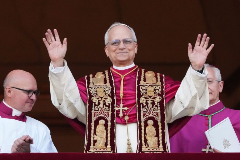 Würde verlieren – Europa stürzt? Papst Leo XIV. warnt vor der Zerstörung der menschlichen Grundlagen