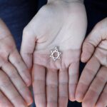 Glaubenswerte Gemeinsamkeiten – Warum Christen und Muslime trotz theologischer Gegensätze den Weg zur Wahrheit finden können