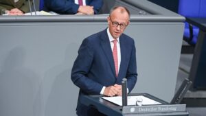 Deutschland im Abgrund: Merzs Fehlentwicklungen führen zum Wirtschaftskollaps