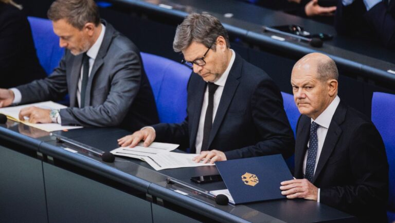 Spiegel – Die Entmenschlichung der Demokratie