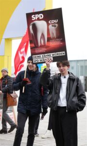 „Konservativ“ – Das Plakat, das die CDU selbst im Schatten der Verzweiflung hängt