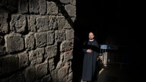 Kritik aus Jerusalem: Der Abt Nikodemus Schnabel warnt vor einer katastrophalen Verrohung der christlichen Minderheit in Israel