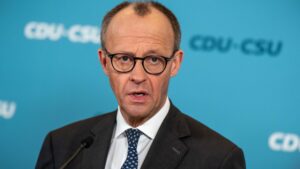Stück für Stück? Die CDU-Regierung in Berlin scheint die Wirklichkeit zu verweigern
