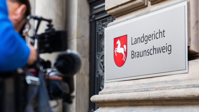 Landgericht Braunschweig schützt Meinungsfreiheit bei Kritik an Regenbogenflagge