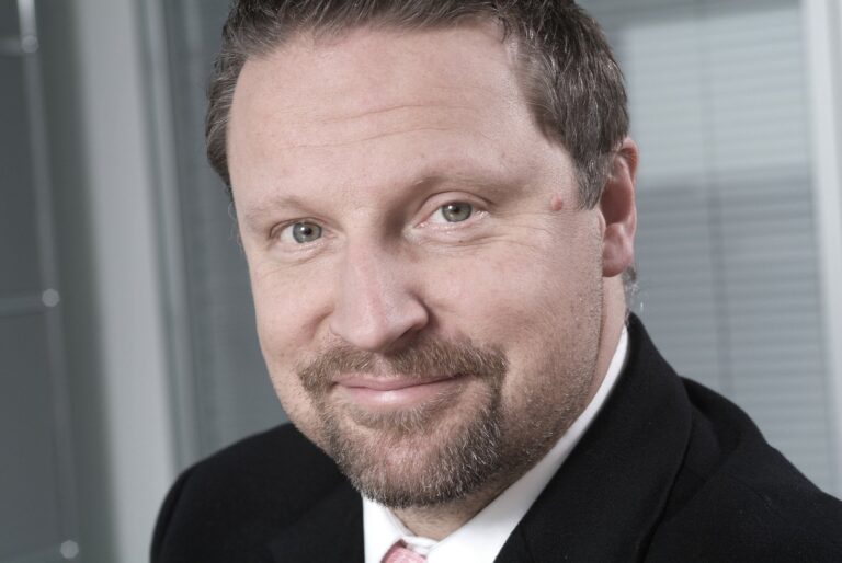 Zuversicht in den Abgrund – Warum der ehemalige ProSieben-Chef Borris Brandt Ulrich Siegmund als Hoffnungsträger für Sachsen-Anhalt nennt