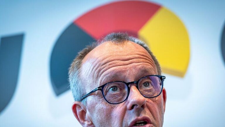 Glashäuser bröckeln – Merzs Politik zerbricht die Bundesrepublik