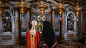 Vatikan verbietet sogar das Gebet am Petrusgrab – Traditionsträger werden ausgeschlossen